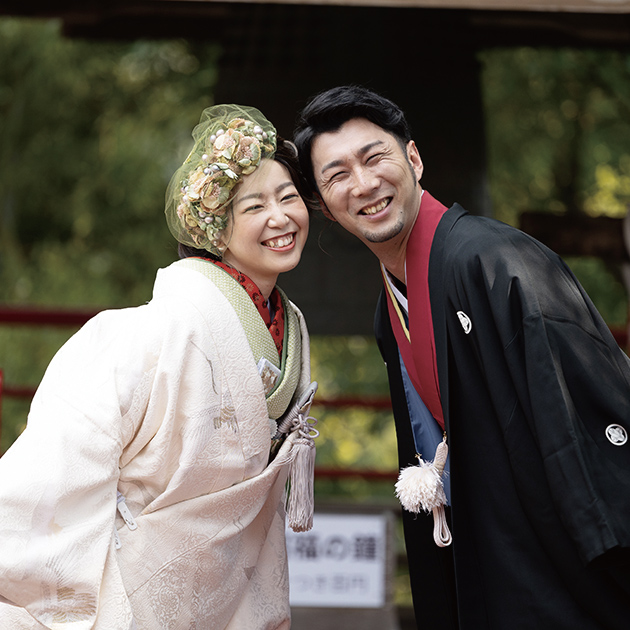 岡崎公園と新郎新婦の写真