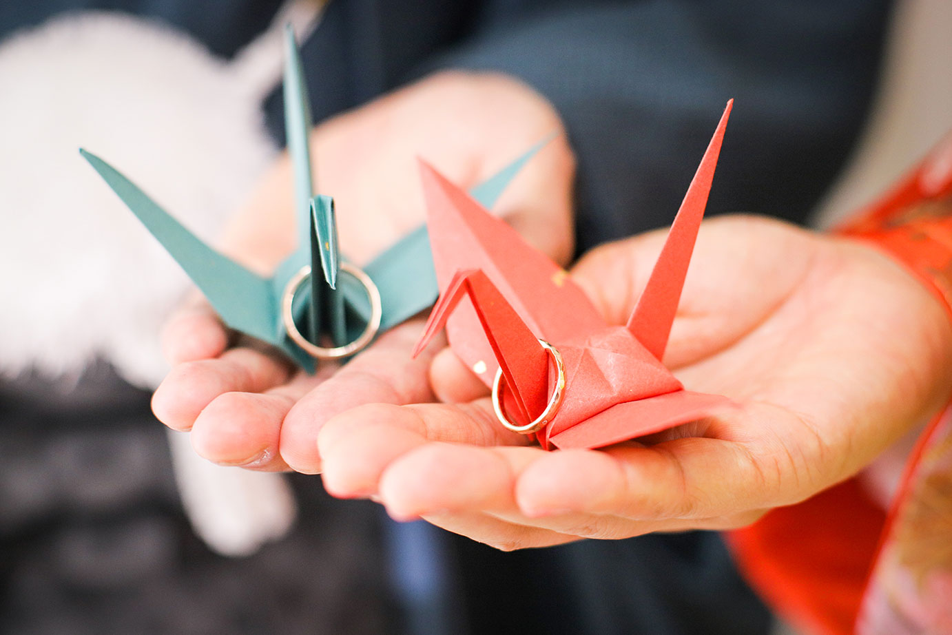 折り鶴（新郎新婦）の写真